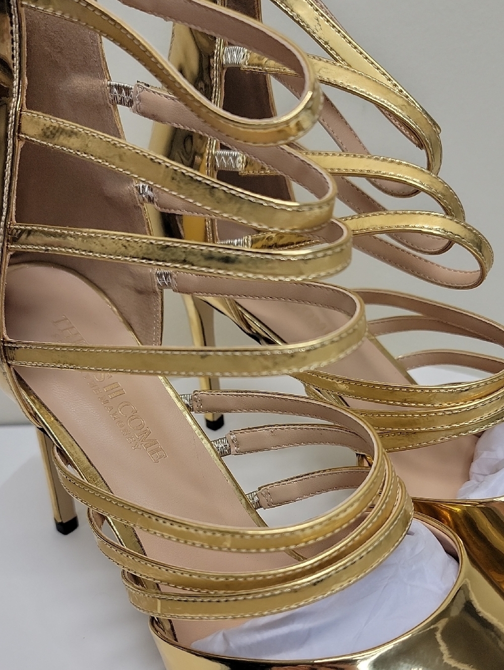Things II Come NEW IN BOX! Gold Strappy Pointed-Toe Stiletto Heel - Picture 9 of 14
